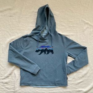 Women’s Patagonia Fitz Roy Bear Uprisal Hoody, size Medium in Shadow Blue